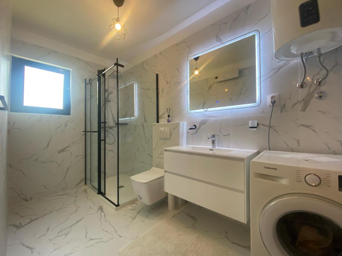 Pantos Apartment โปเรช ภายนอก รูปภาพ