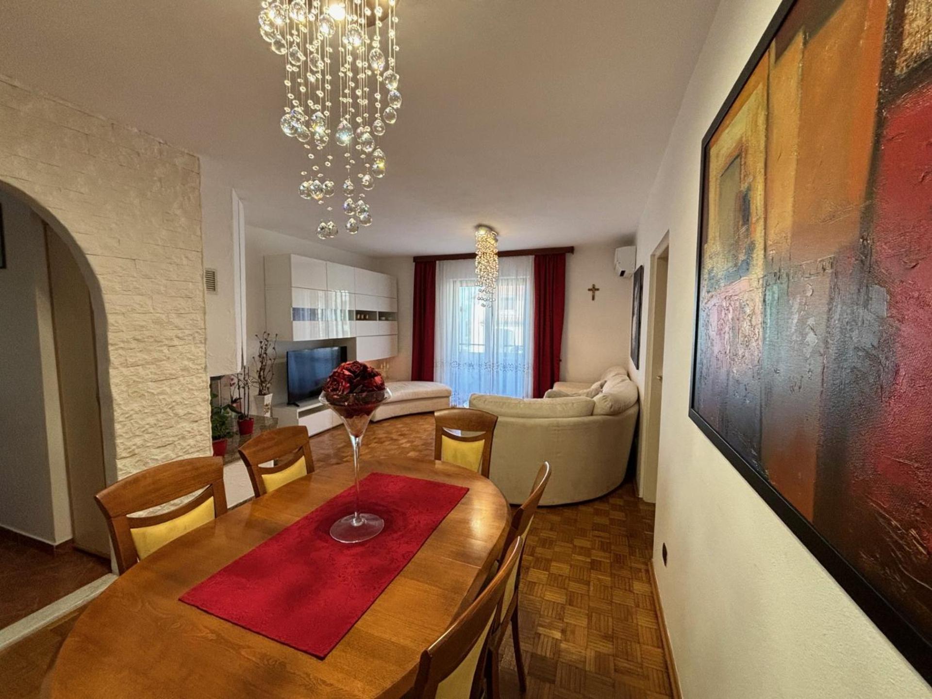 Pantos Apartment โปเรช ภายนอก รูปภาพ